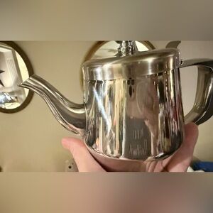 Winco Stainless Steel Gooseneck Tea Pot 20 Oz Capacity